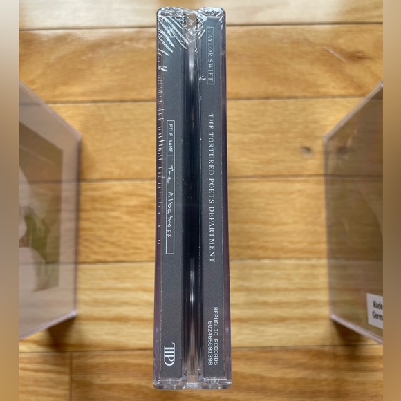 The Tortured Poets Department Collector’s Edition Deluxe CD “The Albatross” - Picture 5 of 5